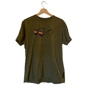 Patagonia | Men’s Slim Fit Sunglasses Logo Short Sleeve T-Shirt Green Size Large